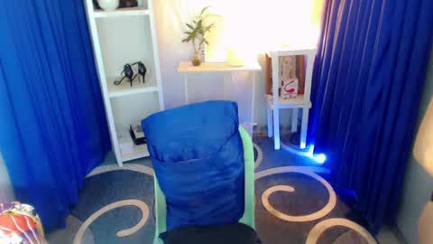 dessiree online show from July 14, 2026, 10:32 am