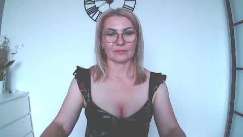 Snapshot of sweetmarthaaa chatting on May 11, 2026, 11:16 am sweetmarthaaa online show from May 11, 2026, 11:16 am