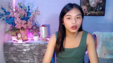 sweetsamyog online show from July 20, 2026, 8:28 am