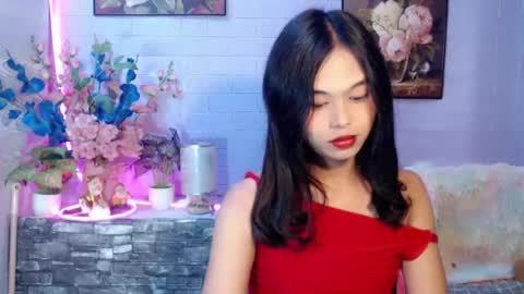 sweetsamyog online show from July 25, 2026, 10:02 am