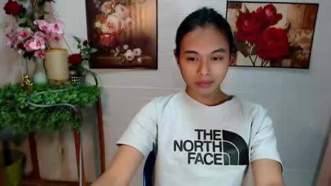 sweetsamyog online show from July 30, 2026, 9:52 am