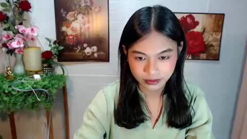 sweetsamyog online show from July 31, 2026, 9:09 am