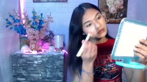 sweetsamyog online show from August 3, 2026, 8:24 am