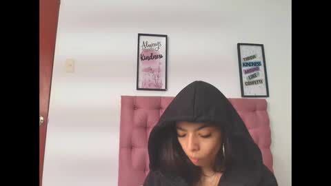 Snapshot of sweetscaarlett chatting on May 18, 2026, 2:01 pm sweetscaarlett online show from May 18, 2026, 2:01 pm