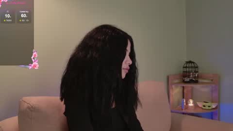    online show from June 10, 2026, 1:32 pm
