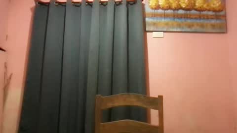 sweety_heart18 online show from May 27, 2026, 1:19 pm