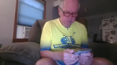 tacrunner66_ online show from June 29, 2026, 1:44 pm