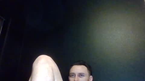 Snapshot of tallhungcloudyy chatting on June 20, 2026, 4:37 am tallhungcloudyy online show from June 20, 2026, 4:37 am