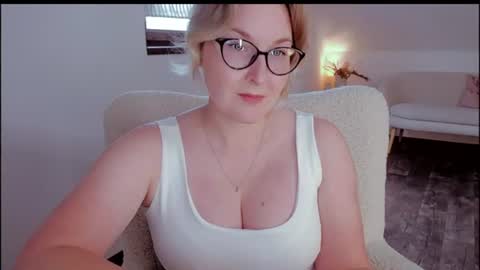 Snapshot of tallinnlove chatting on June 15, 2026, 11:12 am tallinnlove online show from June 15, 2026, 11:12 am