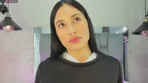 tamara_ssummer online show from July 1, 2026, 1:24 pm