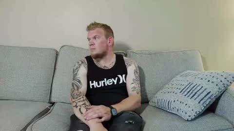TattoosAndTiaras online show from July 8, 2026, 1:10 am