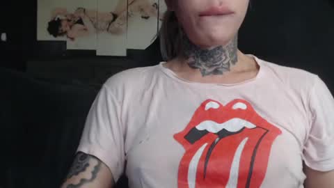 tatuada_safada online show from August 6, 2026, 10:39 am