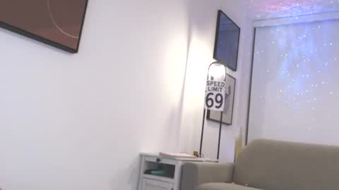 Temptriss69 online show from August 6, 2026, 6:59 am