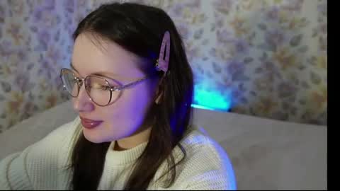 tendre_amelia online show from June 11, 2026, 8:34 am
