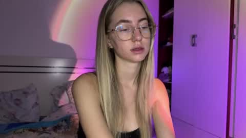 tessa_calmness online show from July 21, 2026, 2:47 am