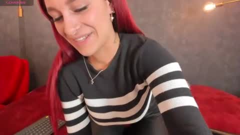 Snapshot of thalira_angels chatting on June 10, 2026, 5:45 pm THALIRA ANGELS online show from June 10, 2026, 5:45 pm