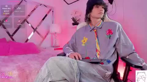 thanier_18 online show from July 5, 2026, 3:13 am
