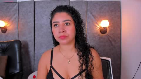 thara webstter online show from May 16, 2026, 11:42 am