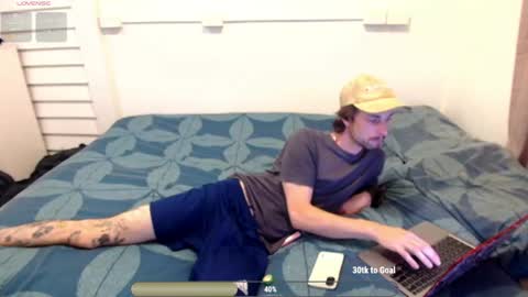 Snapshot of thee_ricky_lee chatting on April 29, 2026, 9:02 am RickyLee online show from April 29, 2026, 9:02 am