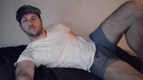 Snapshot of theetwohander chatting on May 3, 2026, 2:39 am Theetwohander online show from May 3, 2026, 2:39 am
