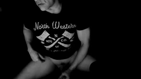 thehungmantis online show from September 22, 2025, 3:47 pm