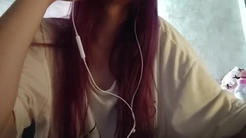 Sophie online show from June 15, 2026, 9:44 am