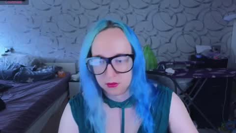Snapshot of thetrixy chatting on May 24, 2026, 10:09 am The Great And Powerful Trixie online show from May 24, 2026, 10:09 am