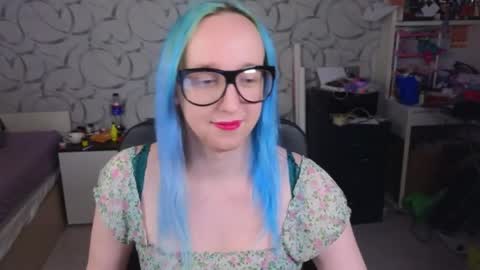 Snapshot of thetrixy chatting on June 3, 2026, 3:50 pm The Great And Powerful Trixie online show from June 3, 2026, 3:50 pm