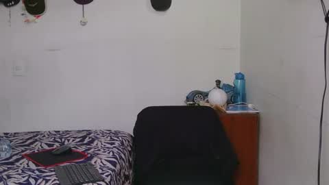 Snapshot of thiago_happy chatting on July 7, 2026, 4:22 pm thiago_happy online show from July 7, 2026, 4:22 pm