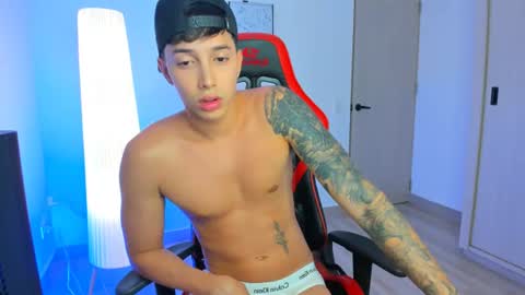 thomas_foxx online show from July 30, 2026, 3:27 am