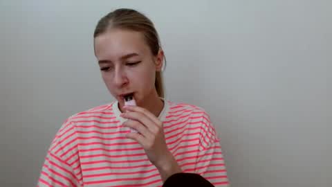 Tiara online show from July 3, 2026, 11:49 am