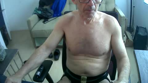 JustMe online show from July 13, 2026, 1:47 pm