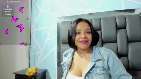 Sara  online show from January 3, 2025, 6:14 pm