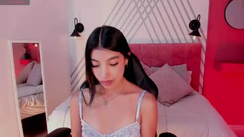 Snapshot of tiffany_low chatting on April 30, 2026, 5:08 pm tiffany_low online show from April 30, 2026, 5:08 pm