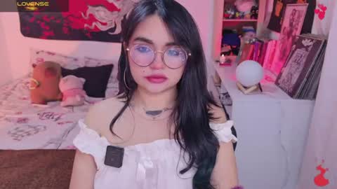 Lilith  online show from June 19, 2026, 4:39 am