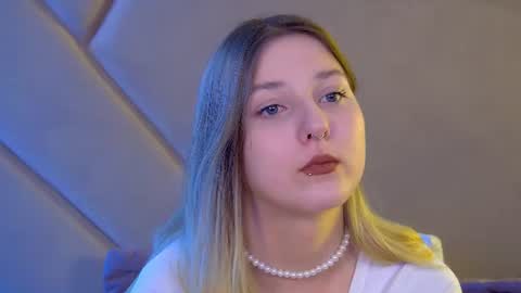 Snapshot of tinaburton chatting on June 23, 2026, 4:49 pm TinaBurton online show from June 23, 2026, 4:49 pm