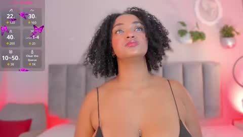 Snapshot of tinacurly chatting on June 24, 2026, 8:52 pm Tina online show from June 24, 2026, 8:52 pm