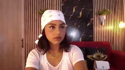 Snapshot of tiny_cherry chatting on June 24, 2026, 5:17 am Tiny online show from June 24, 2026, 5:17 am