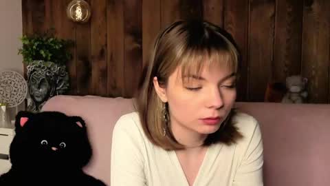 Melissa online show from June 7, 2026, 7:28 pm