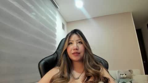 Snapshot of tori_gomez chatting on May 10, 2026, 6:07 am Victoria Gomez online show from May 10, 2026, 6:07 am
