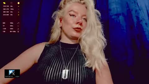 Madam Viktoria   Vacation in Portugal  2811 - 0412 online show from July 4, 2026, 6:19 am