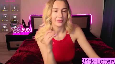 Snapshot of toxicdollkiss chatting on July 1, 2026, 3:19 am ToxicDollKiss online show from July 1, 2026, 3:19 am