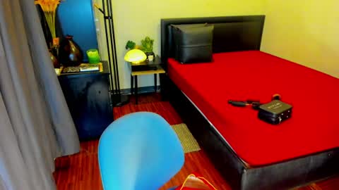 Kylee-  will make your  day  online show from July 28, 2026, 8:52 pm