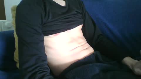 Snapshot of tupollon20esp chatting on February 18, 2026, 8:54 am tupollon20esp online show from February 18, 2026, 8:54 am