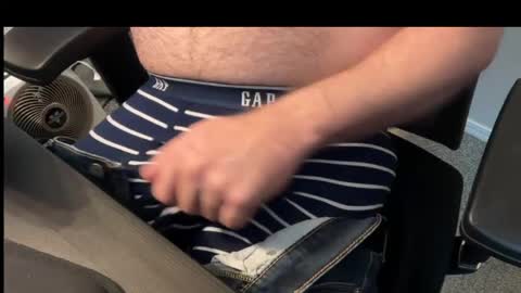 Tell me what to do online show from April 30, 2026, 7:42 pm