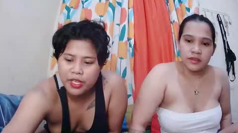 Lyn and lea online show from February 25, 2025, 7:42 am