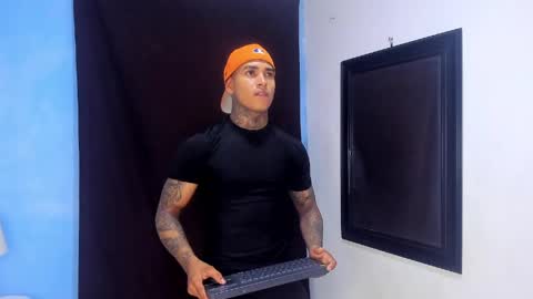 Snapshot of tyler_bell_ chatting on May 5, 2026, 3:14 am tyler_bell_ online show from May 5, 2026, 3:14 am