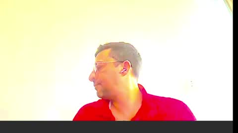 ukhalid82 online show from May 1, 2026, 4:33 pm