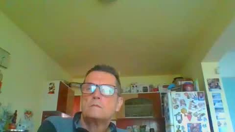 ulmeni4 online show from April 20, 2026, 10:29 am
