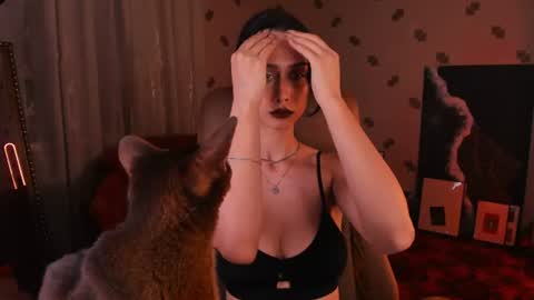 unaericaabistrong online show from June 18, 2026, 8:02 pm